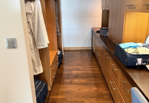 Upstairs Bedroom - Walkthrough Closet